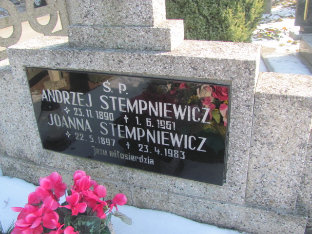Joanna Stempniewicz 1897 Kowalew - Grobonet - Wyszukiwarka osób pochowanych